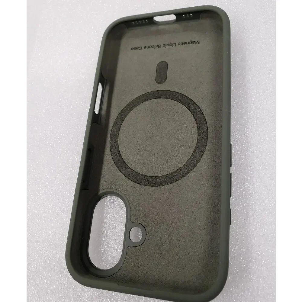 Floral Engraved Slim Protective Case for iPhone 16 Olive / Forest Green
